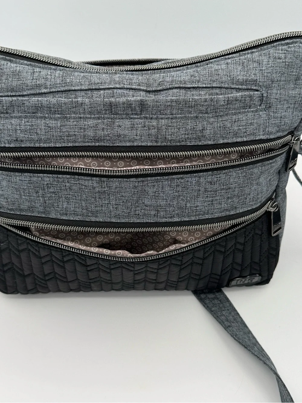 lug Slider Heather Gray/Black Chevron Quilted Panel Crossbody Bag- Multi Pocket